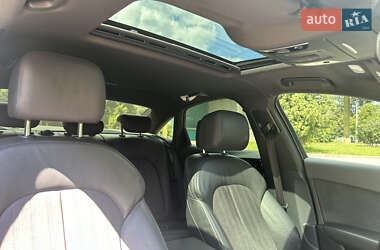Седан Audi A6 2015 в 