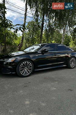 Седан Audi A6 2015 в 