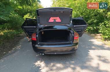 Седан Audi A6 2002 в 
