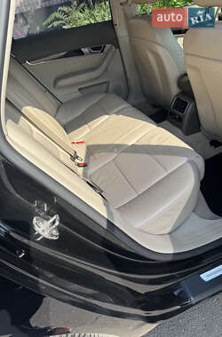 Седан Audi A6 2010 в 
