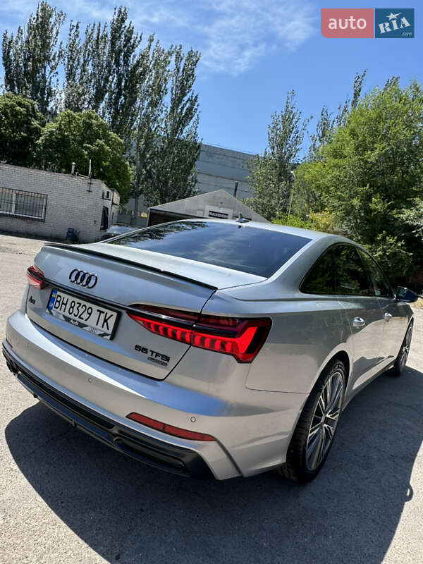 Седан Audi A6 2019 в Днепре