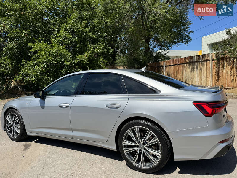 Седан Audi A6 2019 в Днепре