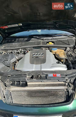 Седан Audi A6 2000 в 