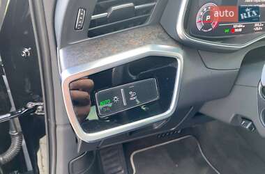 Седан Audi A6 2019 в 