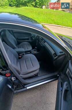 Седан Audi A6 1998 в 