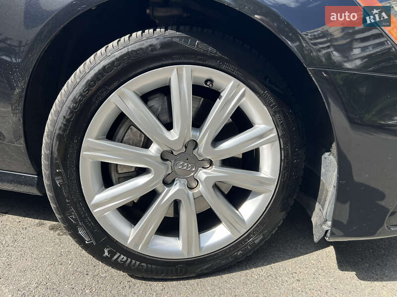 Седан Audi A6 2014 в Киеве