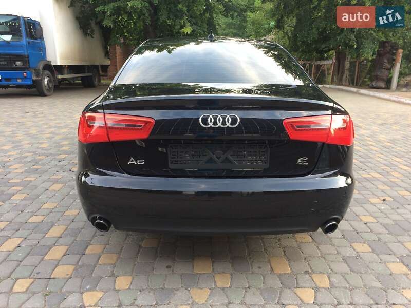 Седан Audi A6 2012 в Луцке