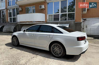 Седан Audi A6 2018 в 