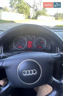 Универсал Audi A6 2003 в 