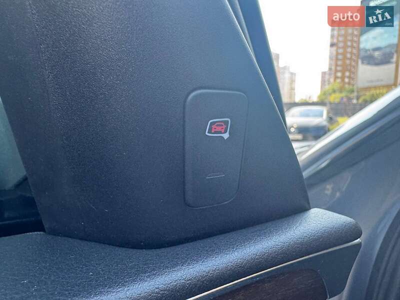 Седан Audi A6 2016 в Киеве