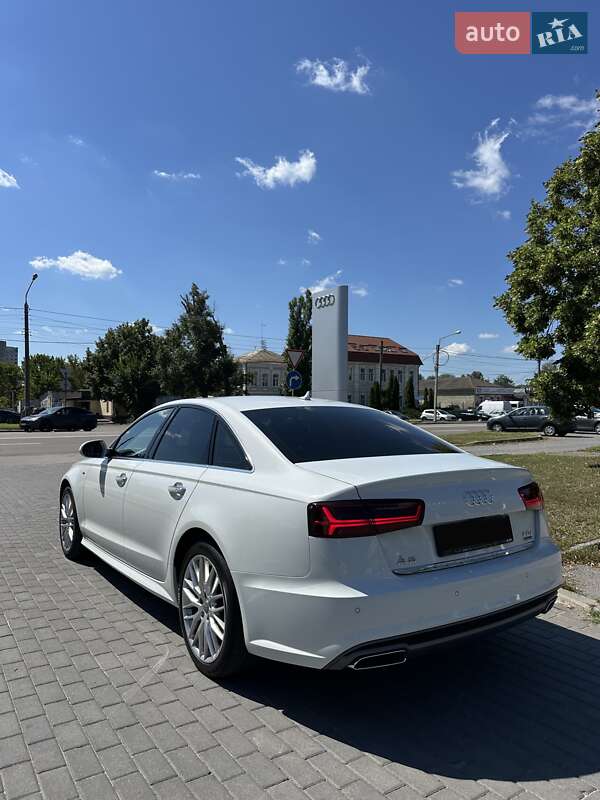 Седан Audi A6 2016 в Киеве