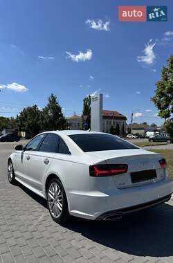 Седан Audi A6 2016 в 