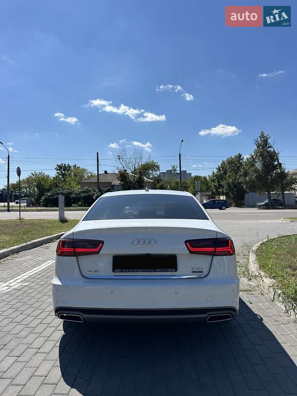 Седан Audi A6 2016 в Киеве