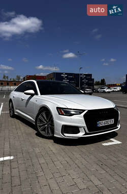 Седан Audi A6 2019 в 