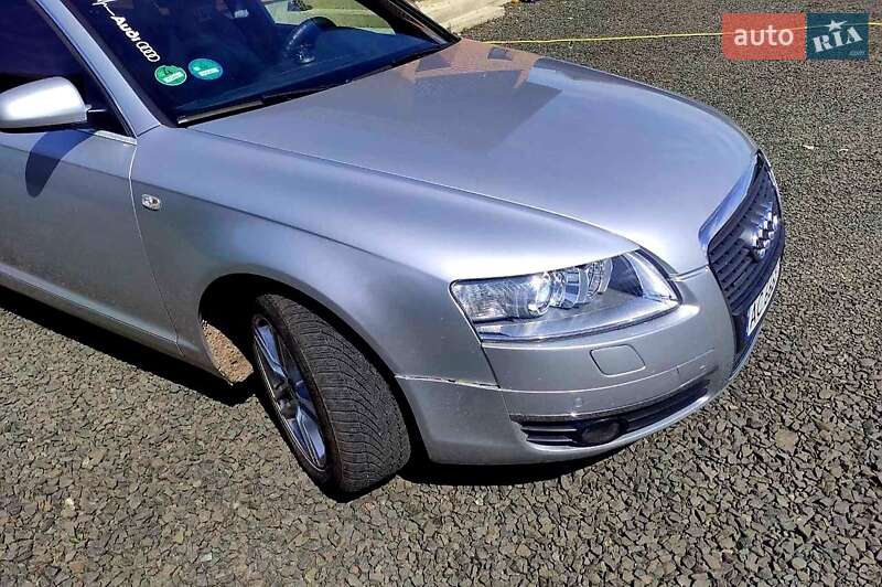 Седан Audi A6 2004 в 