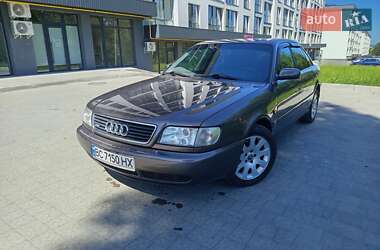 Седан Audi A6 1996 в Новояворовске