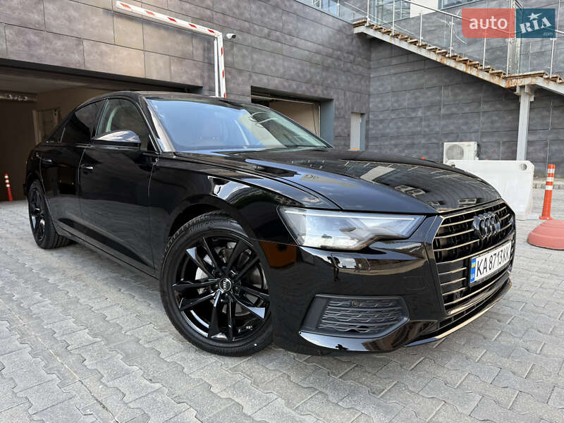 Седан Audi A6 2023 в Киеве