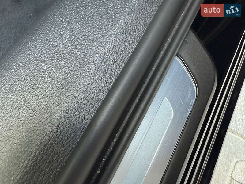 Седан Audi A6 2023 в Киеве