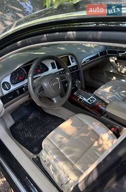 Седан Audi A6 2010 в 