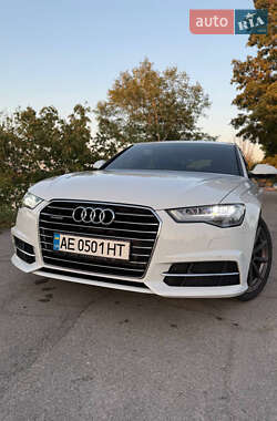 Седан Audi A6 2015 в 