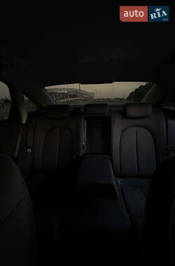 Седан Audi A6 2014 в 