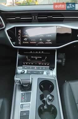 Седан Audi A6 2021 в 