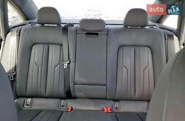 Седан Audi A6 2020 в 