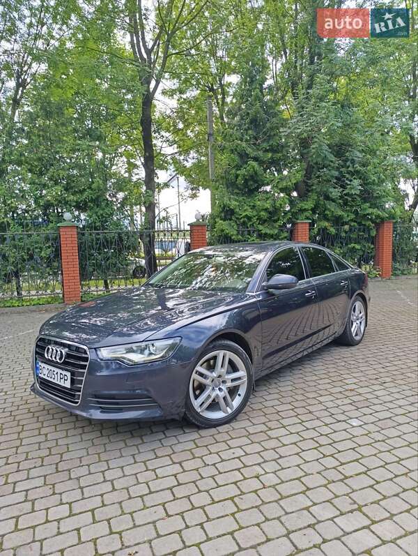 Седан Audi A6 2014 в 
