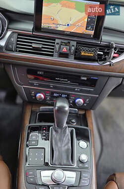 Седан Audi A6 2015 в 