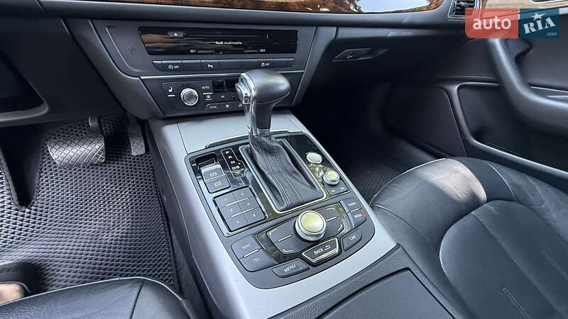 Седан Audi A6 2011 в Киеве