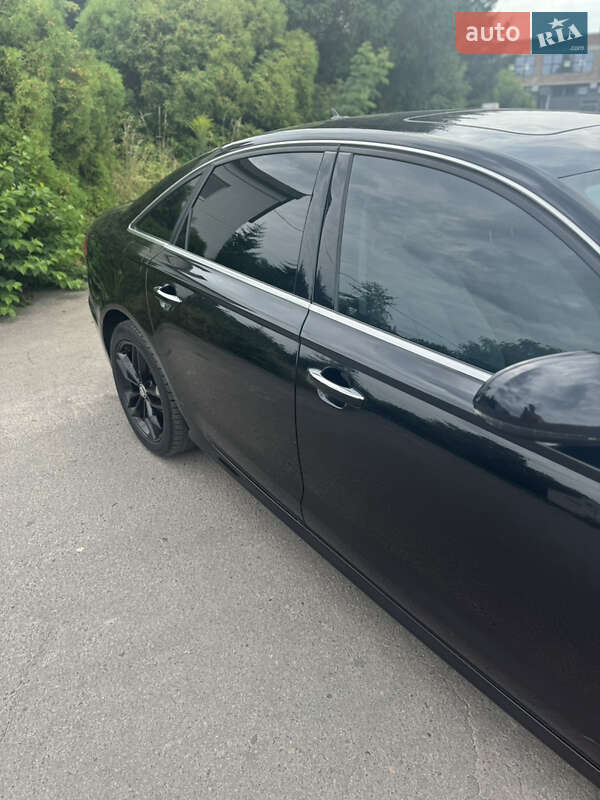 Седан Audi A6 2014 в Ровно