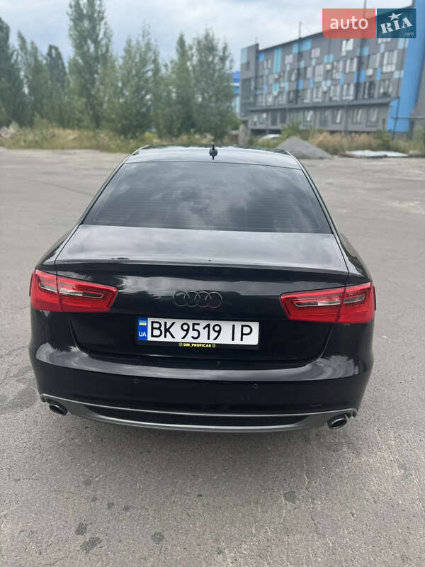 Седан Audi A6 2014 в Ровно