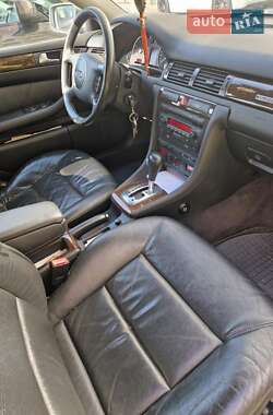 Седан Audi A6 2003 в 