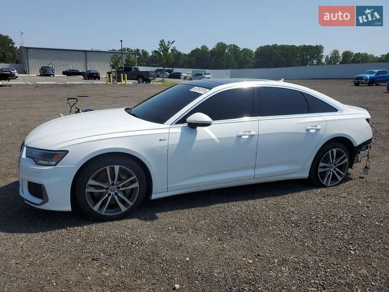 Седан Audi A6 2018 в 