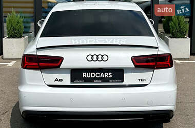 Седан Audi A6 2015 в 