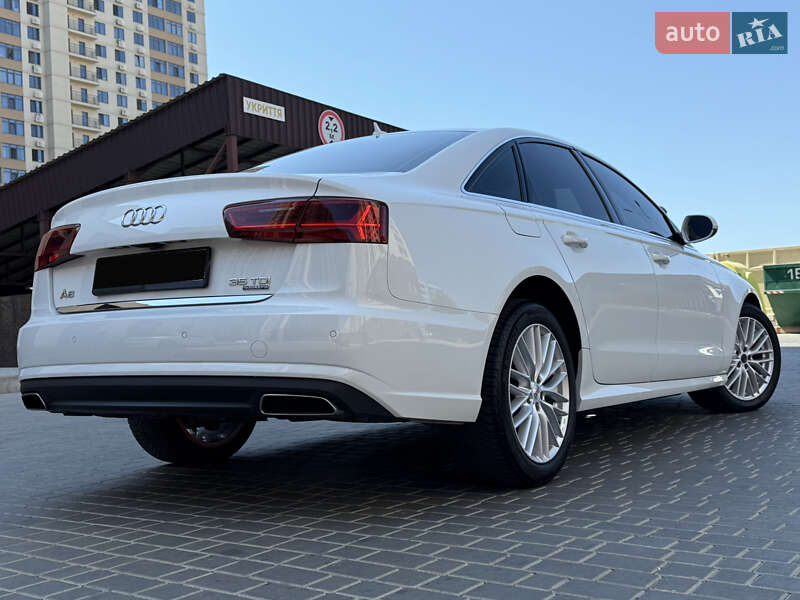 Седан Audi A6 2016 в Одессе