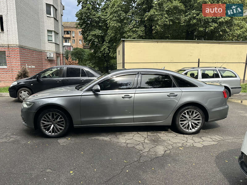 Седан Audi A6 2012 в Киеве