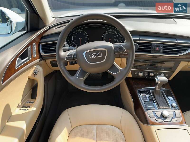 Седан Audi A6 2013 в Киеве