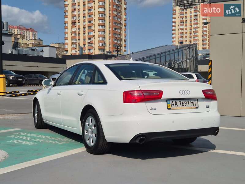 Седан Audi A6 2013 в Киеве