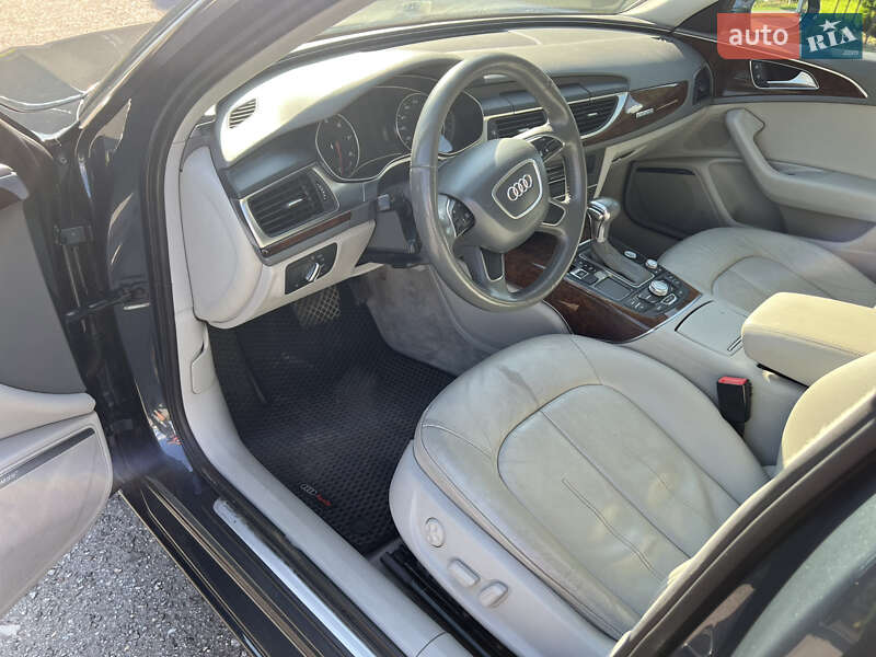 Седан Audi A6 2014 в Дубно