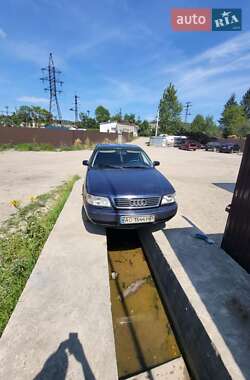 Седан Audi A6 1996 в Ужгороде