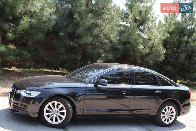 Седан Audi A6 2014 в Верхнеднепровске