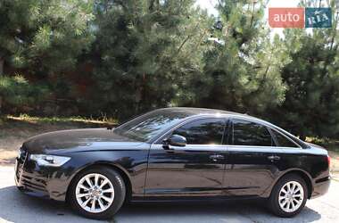 Седан Audi A6 2014 в 