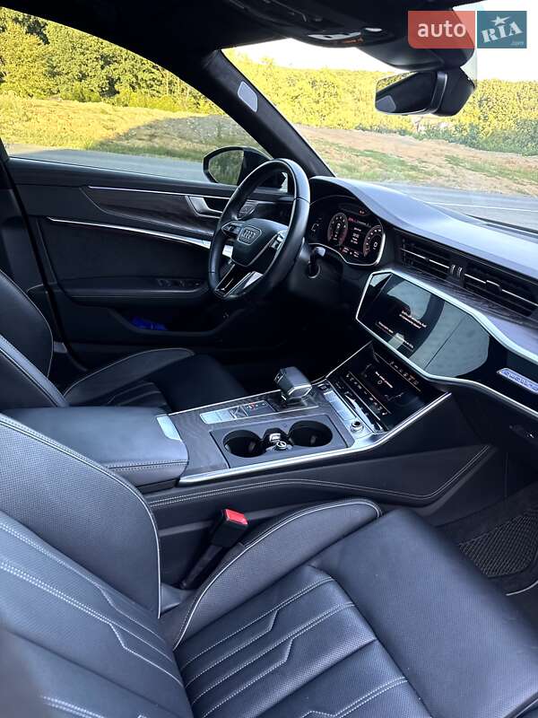 Седан Audi A6 2020 в Ужгороді