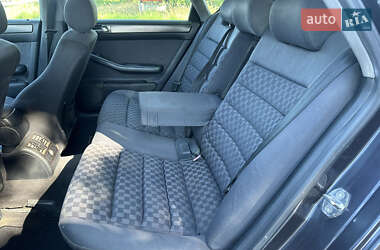 Универсал Audi A6 1998 в 