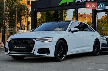 Седан Audi A6 2019 в 