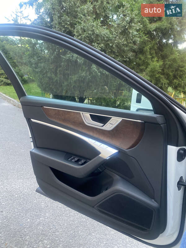 Седан Audi A6 2019 в Львове