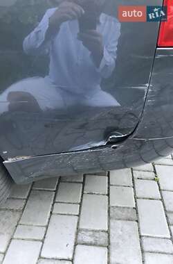 Универсал Audi A6 2004 в 