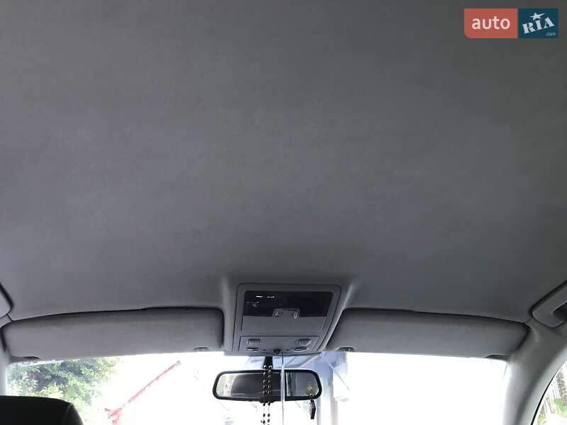 Универсал Audi A6 2004 в Луцке