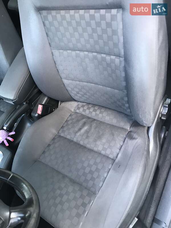 Универсал Audi A6 2004 в Луцке